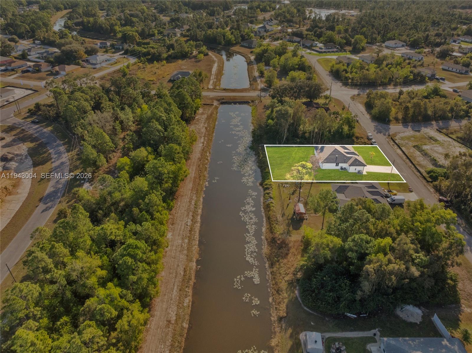 MIRROR LAKES - Residential