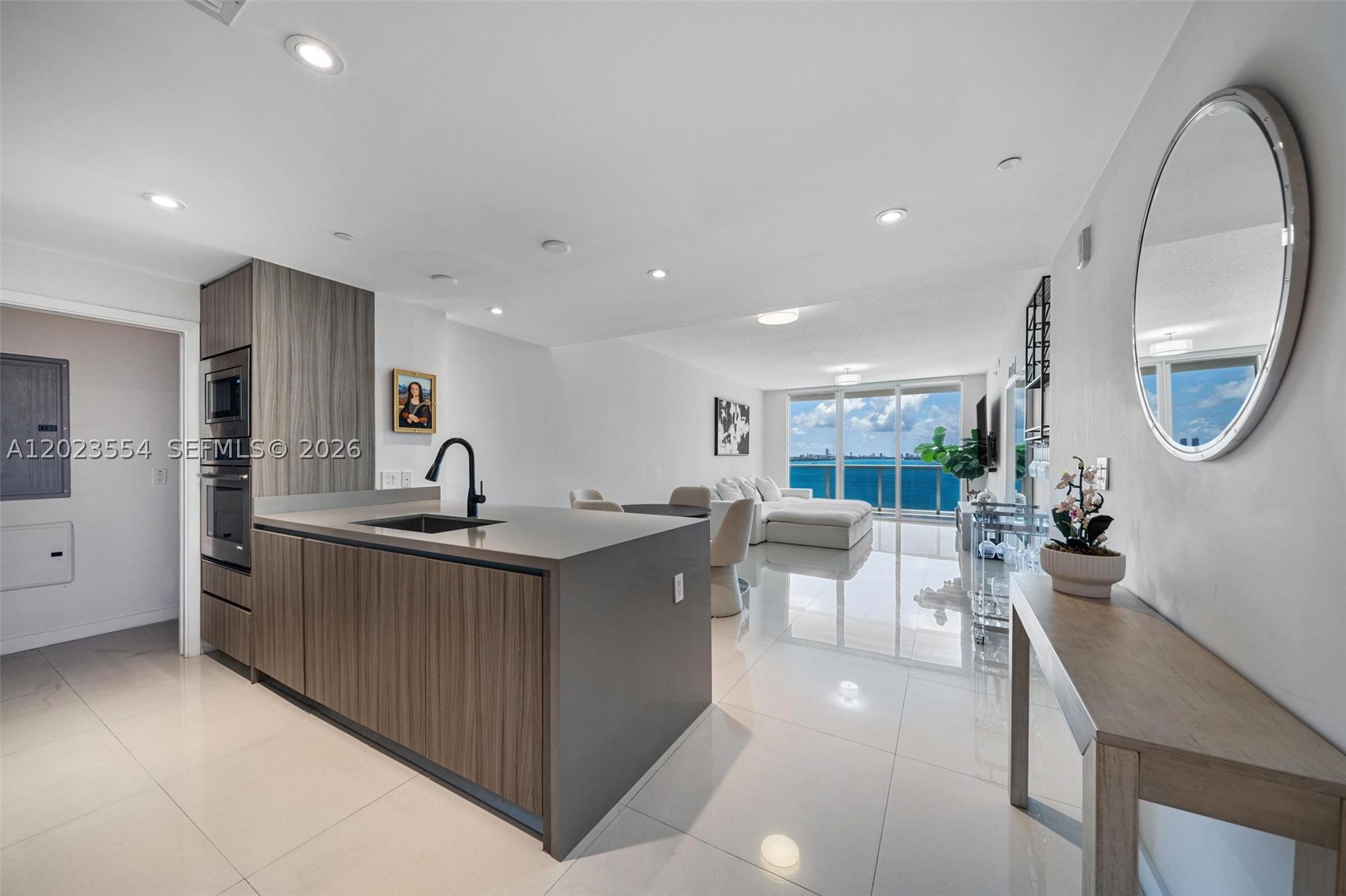 BAY HOUSE MIAMI CONDO - Residential