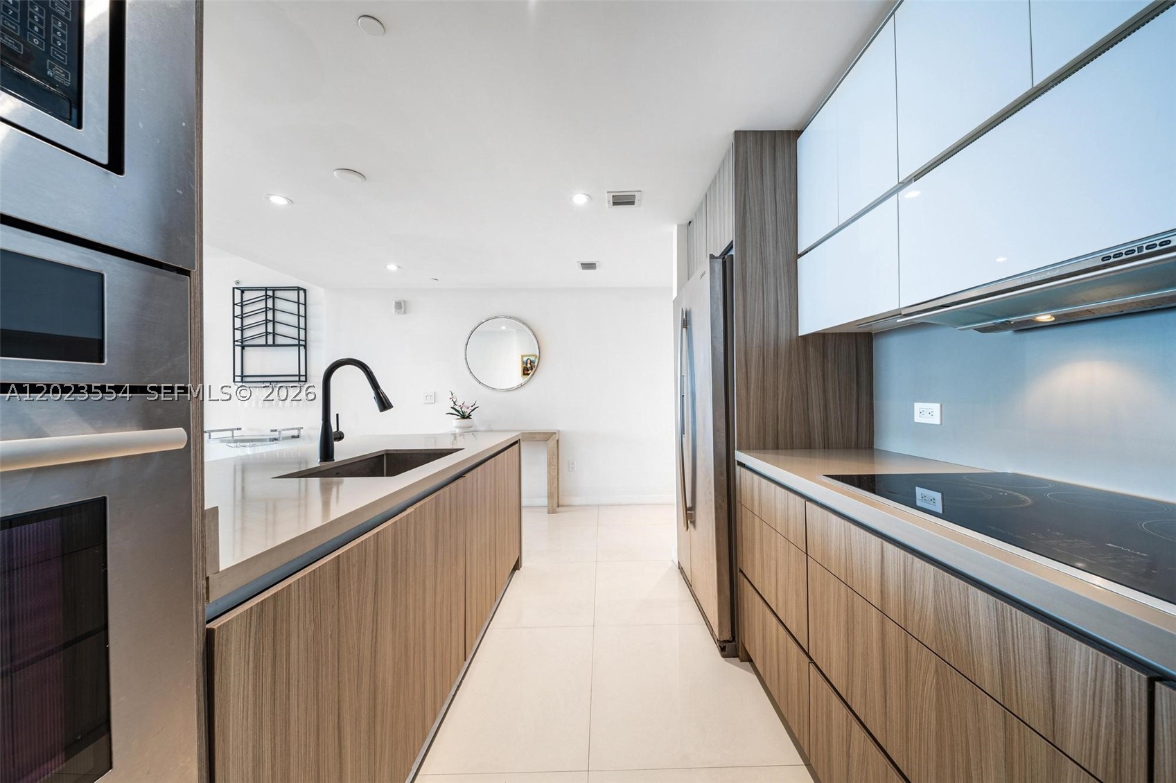 BAY HOUSE MIAMI CONDO - Residential