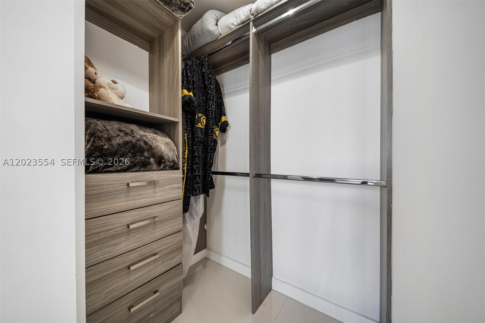 BAY HOUSE MIAMI CONDO - Residential