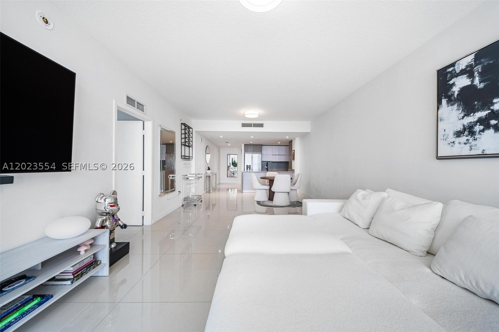 BAY HOUSE MIAMI CONDO - Residential