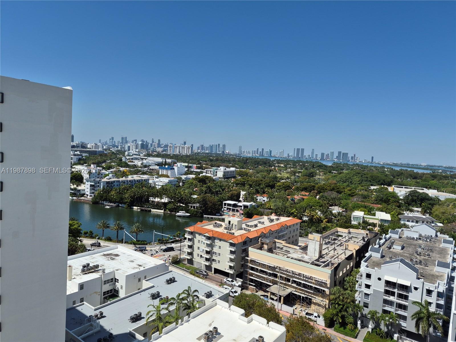 MIRASOL OCEAN TOWERS COND - Residential