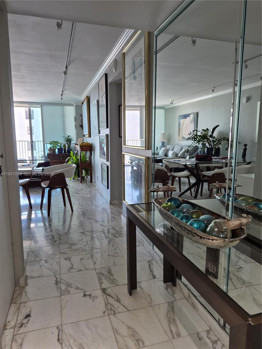 MIRASOL OCEAN TOWERS COND - Residential