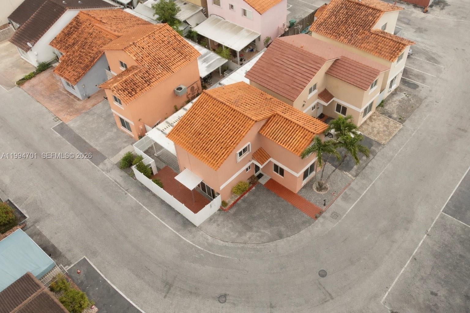 UNIVERSITY COURTS SUB - Residential