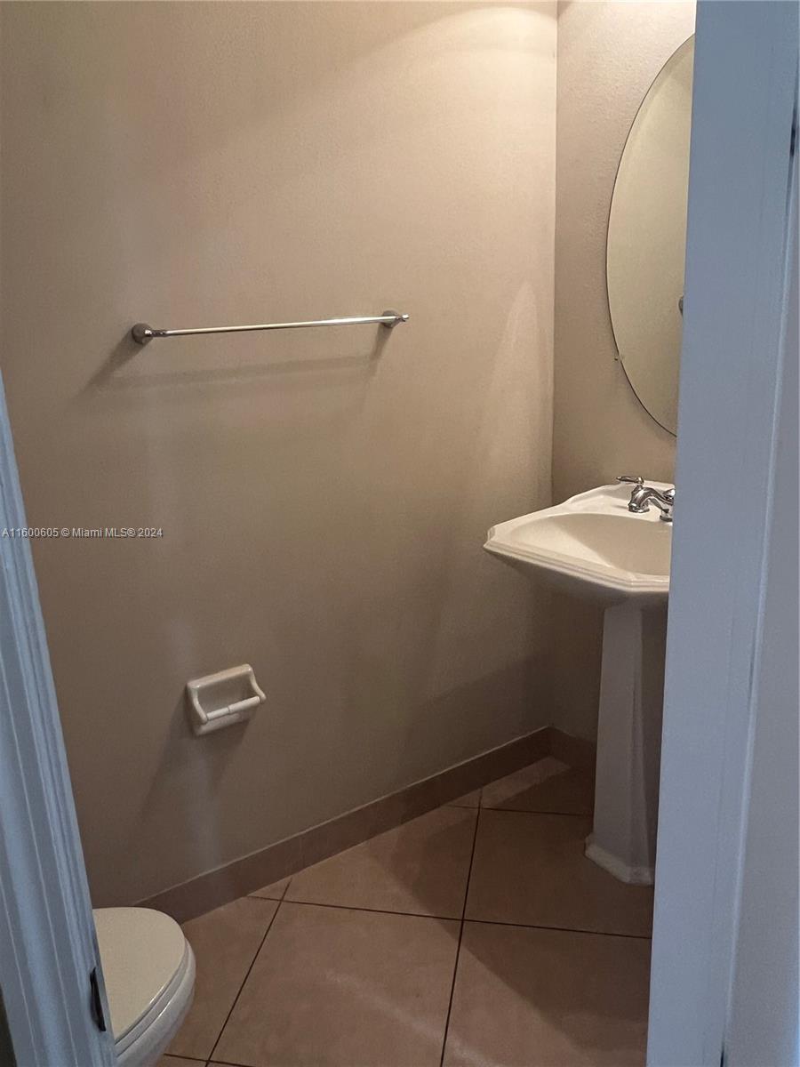 CANTERBURY PLACE - Residential Lease