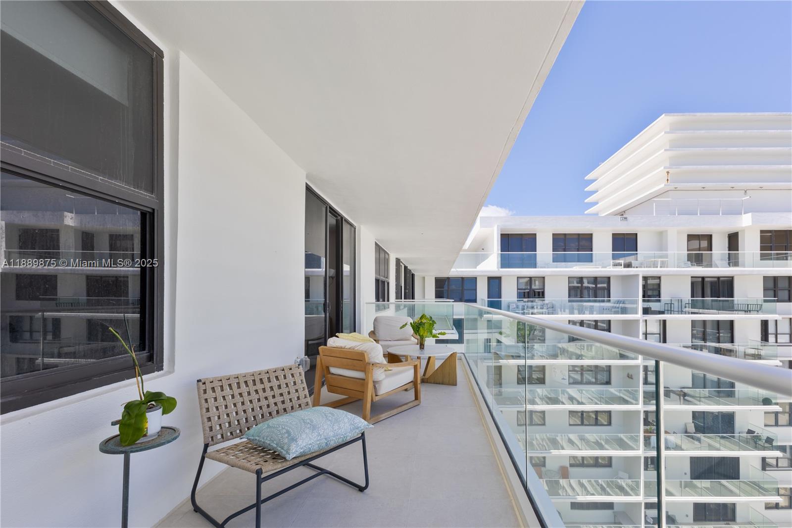 BALMORAL CONDO - Residential
