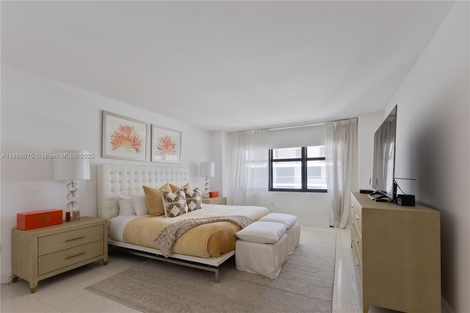 BALMORAL CONDO - Residential