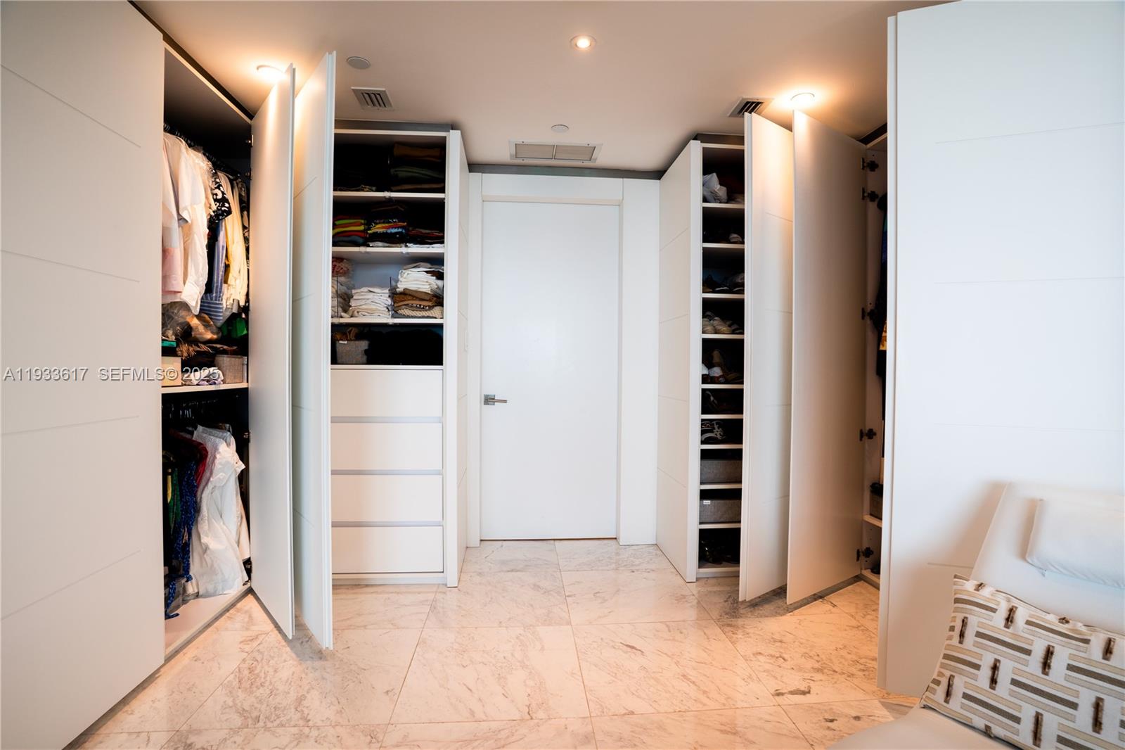 JADE AT BRICKELL BAY DRIVE - Residential