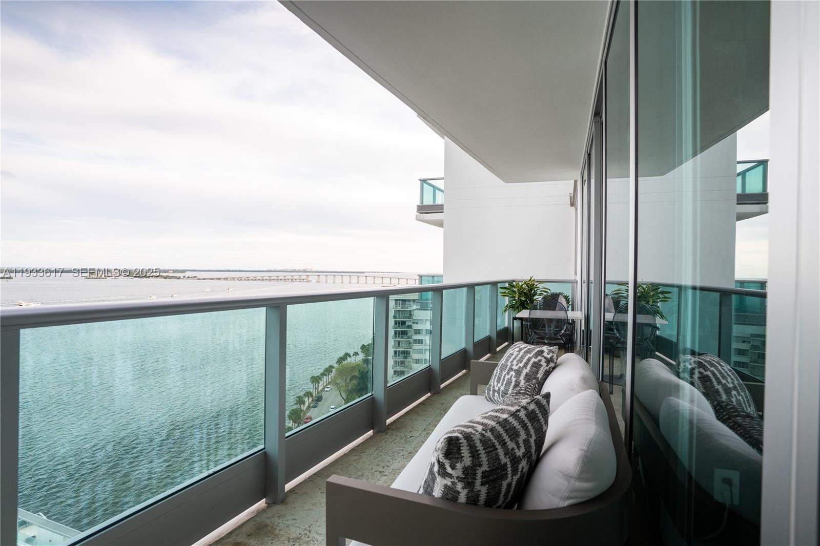 JADE AT BRICKELL BAY DRIVE - Residential