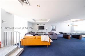 HOLLYWOOD STATION RES CON - Residential Lease