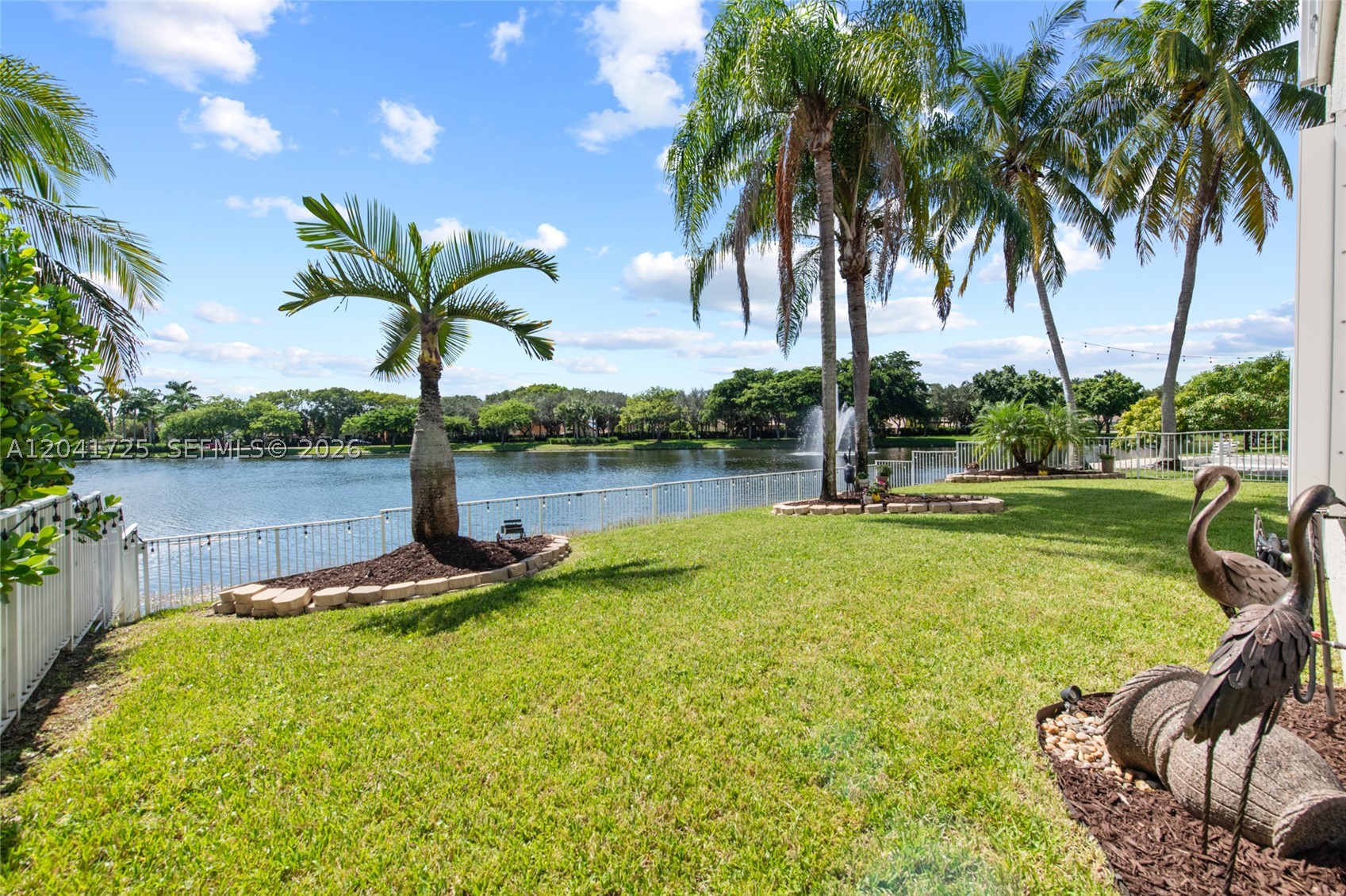 SILVER SHORES (PARCELS H - Residential