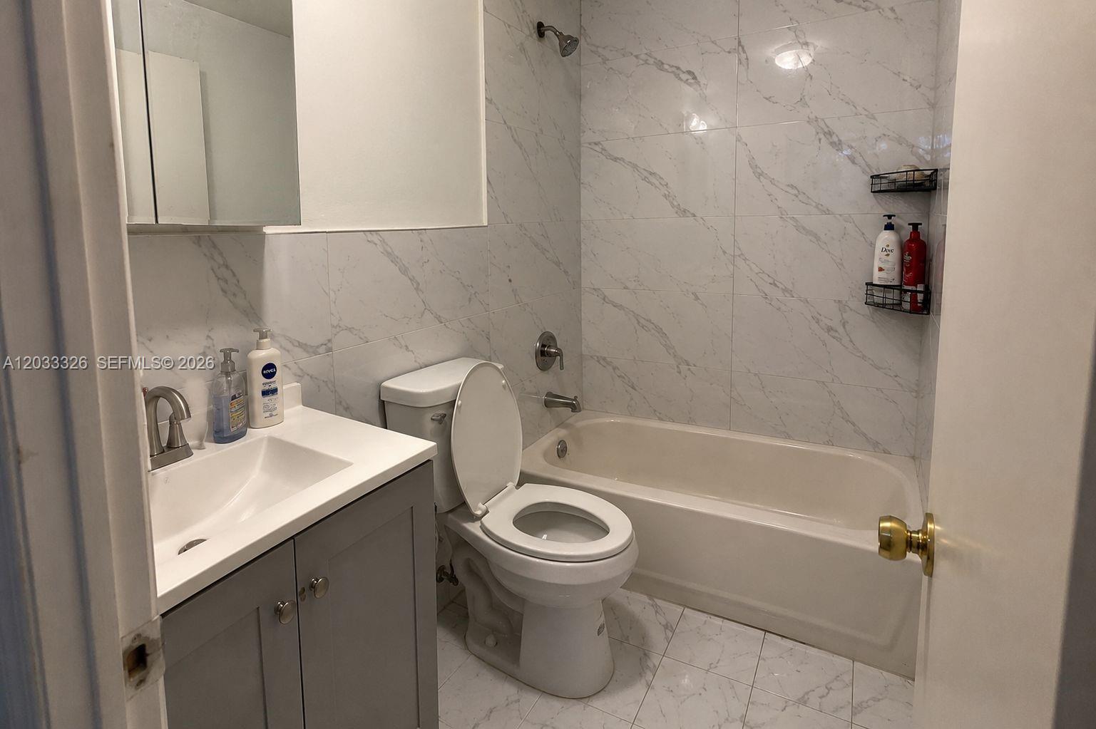 CADIZ I CONDO - Residential Lease