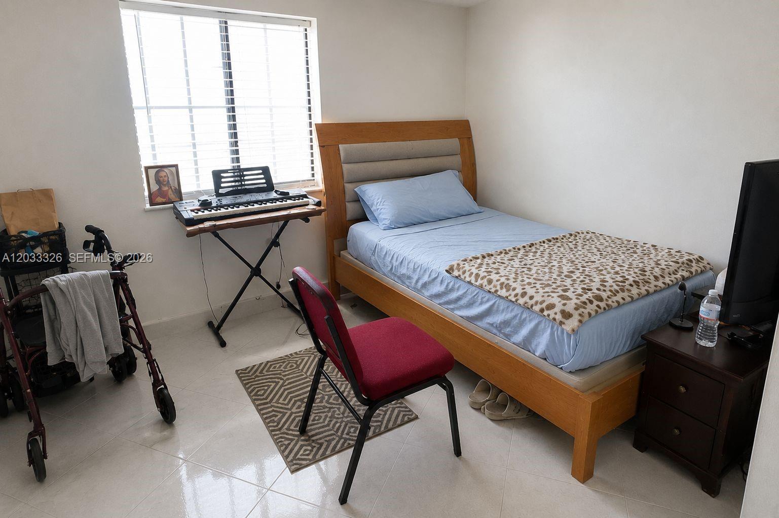 CADIZ I CONDO - Residential Lease