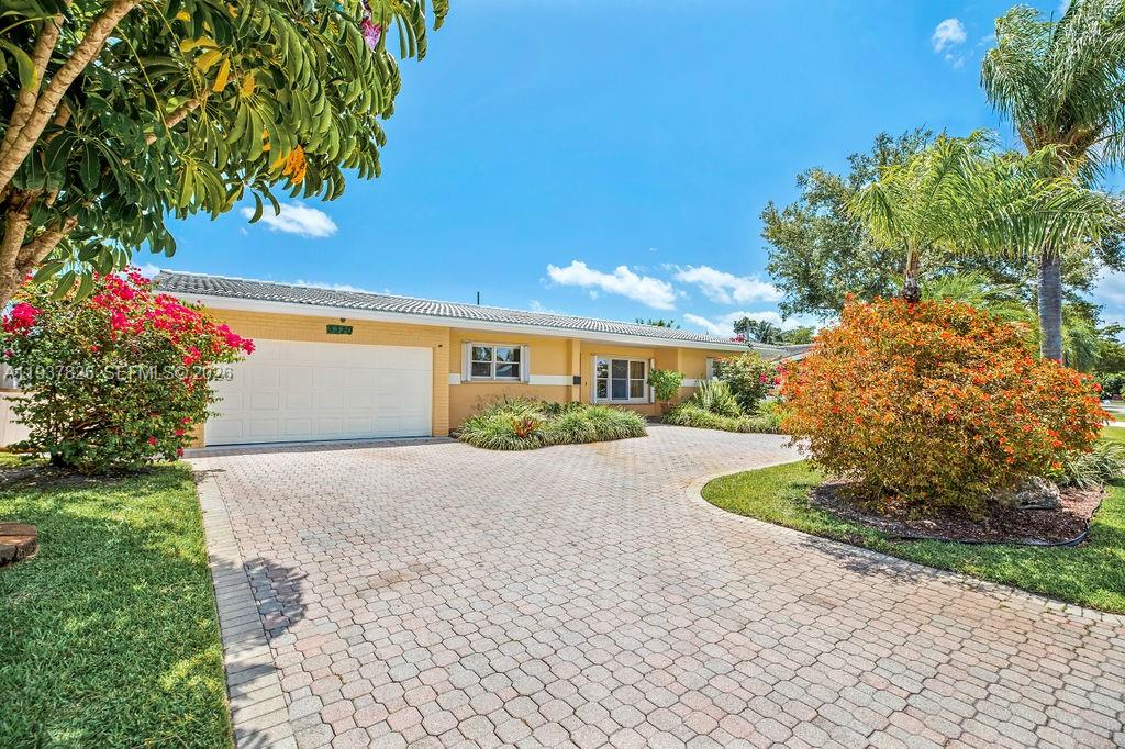 CORAL RIDGE ISLES - Residential