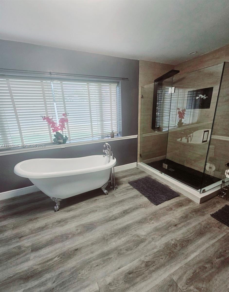 CORAL RIDGE ISLES - Residential