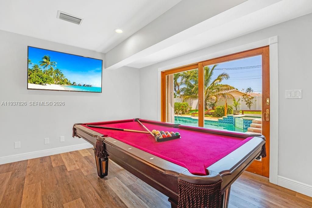 CORAL RIDGE ISLES - Residential