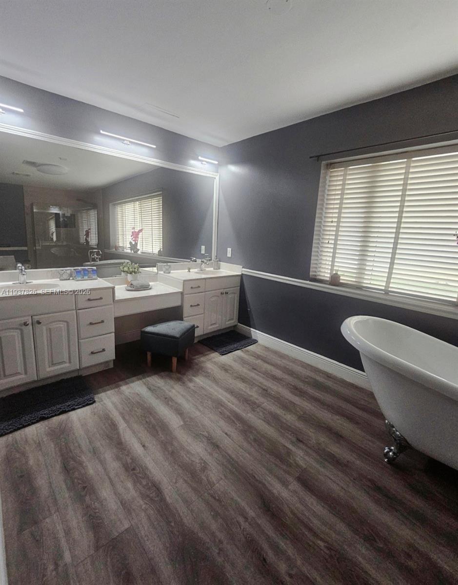 CORAL RIDGE ISLES - Residential