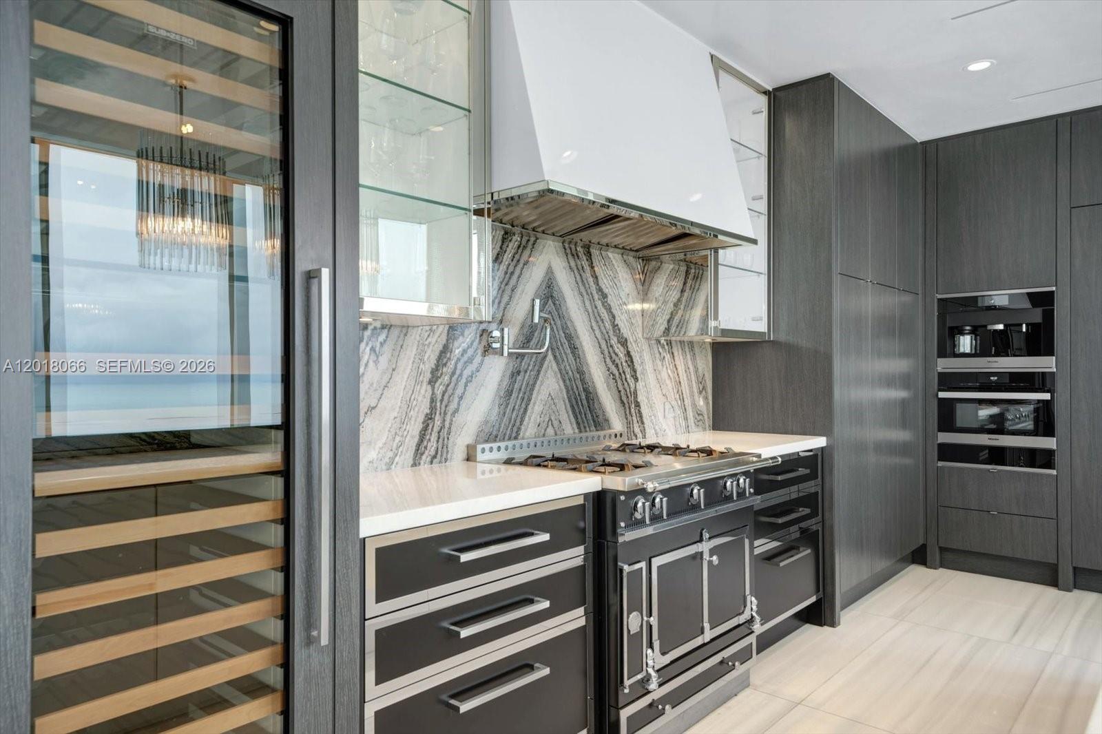 NORTH BISCAYNE BEACH AMEN - Residential