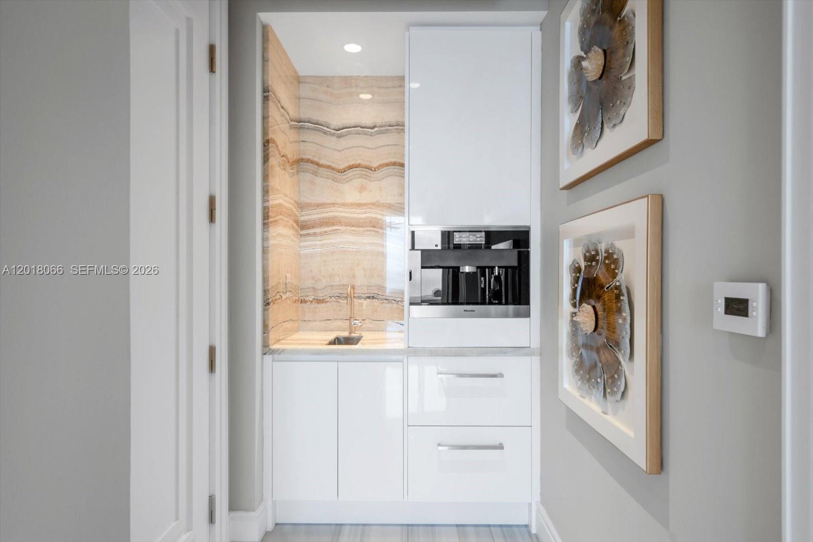 NORTH BISCAYNE BEACH AMEN - Residential