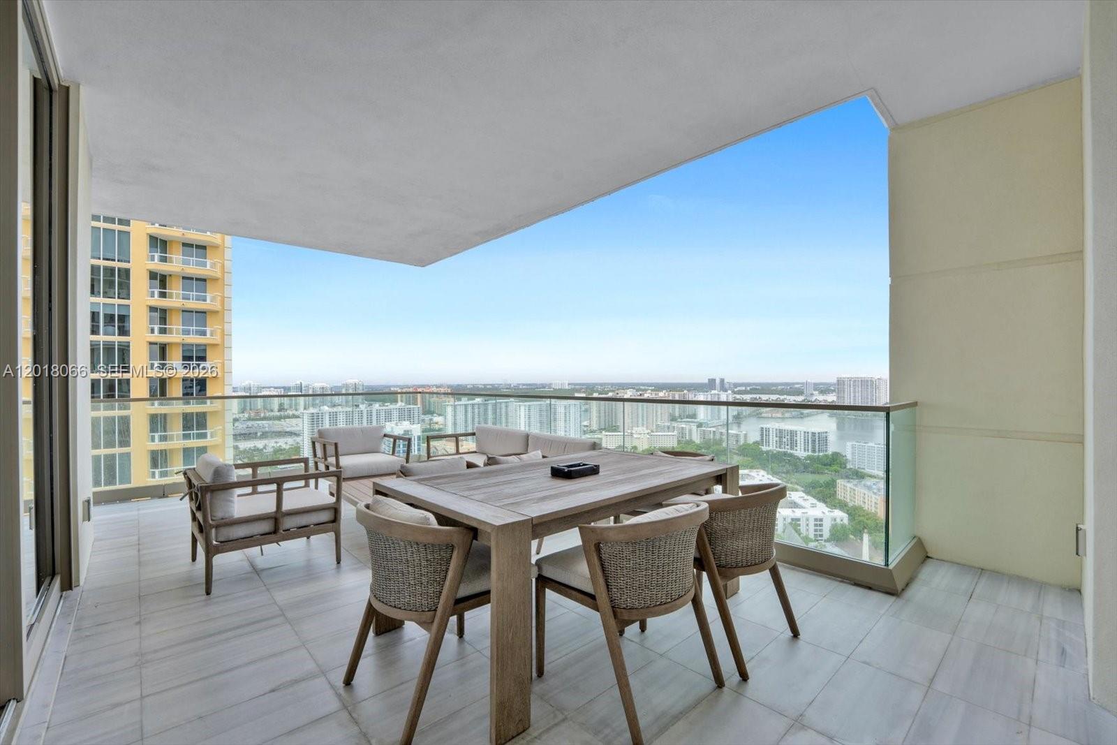 NORTH BISCAYNE BEACH AMEN - Residential