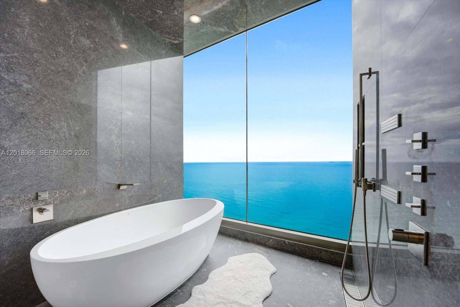 NORTH BISCAYNE BEACH AMEN - Residential