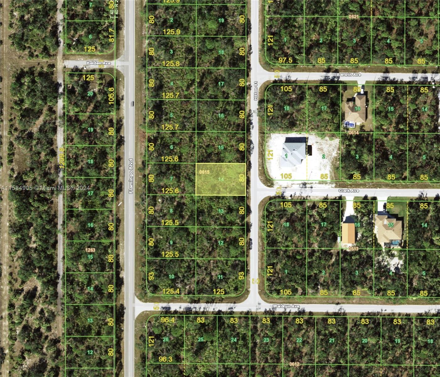 Port Charlotte - Land