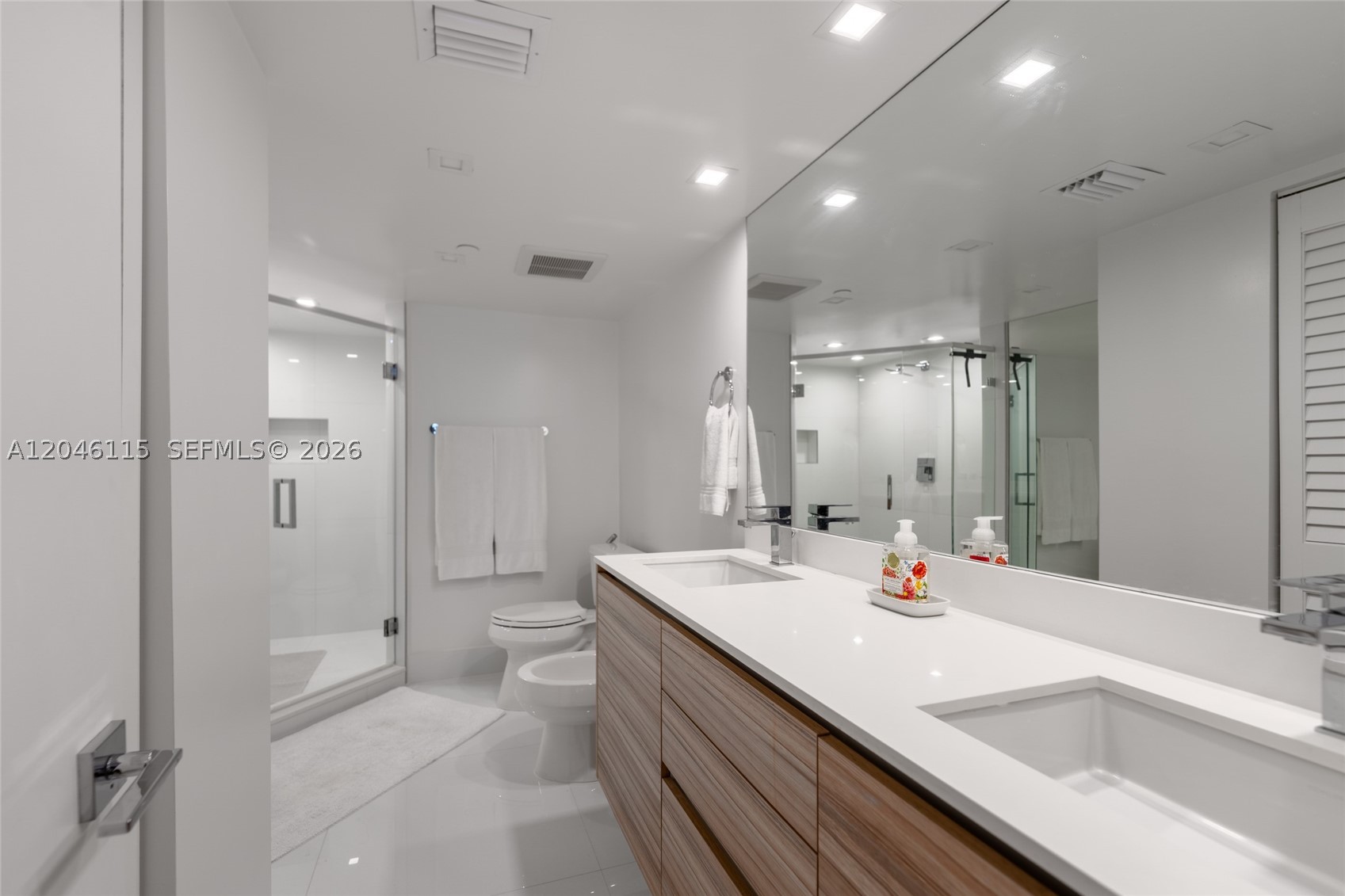 LEXCELLENCE CONDO - Residential Lease