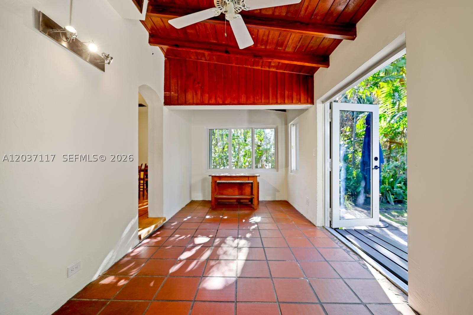 BELLE MEADE OF MIAMI SEC - Residential Lease