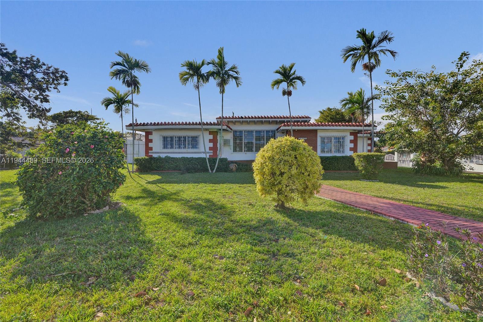 FLOYD GOVE ESTATE - Residential