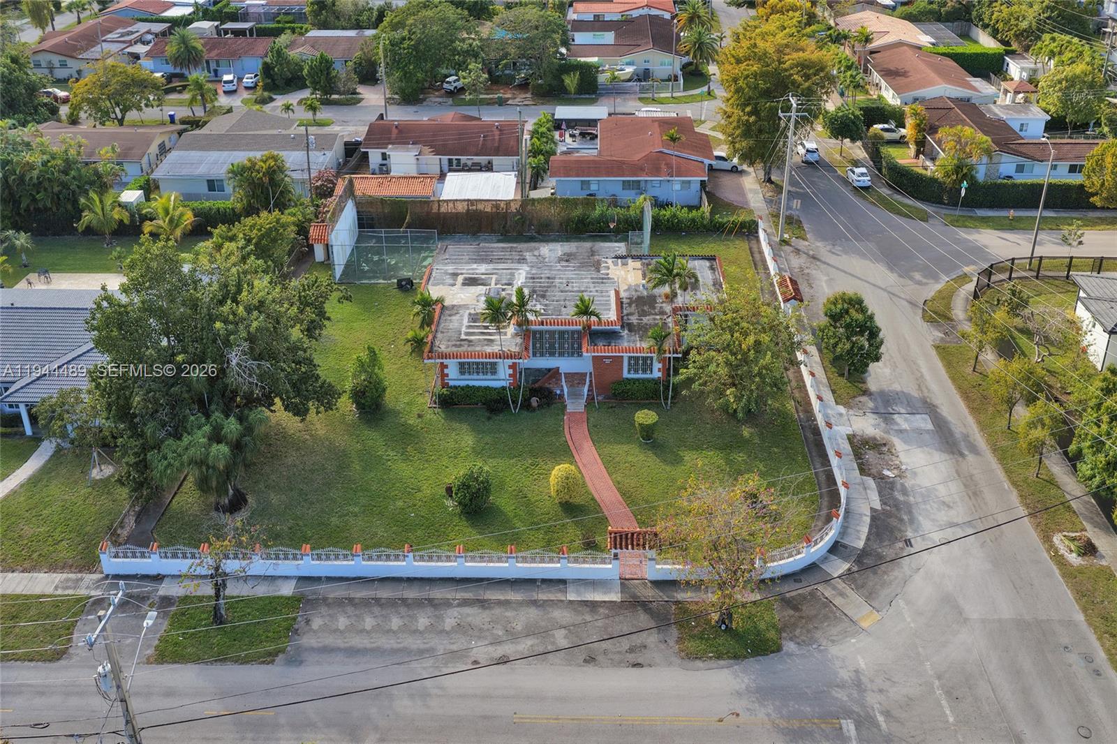 FLOYD GOVE ESTATE - Residential