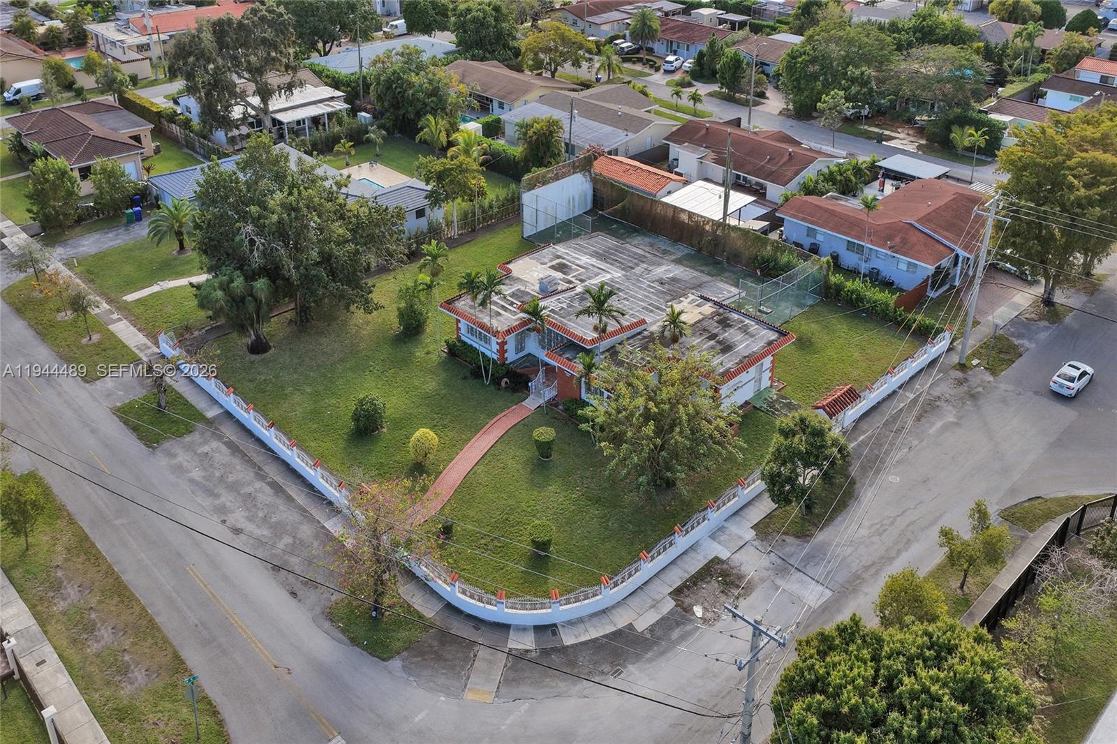 FLOYD GOVE ESTATE - Residential