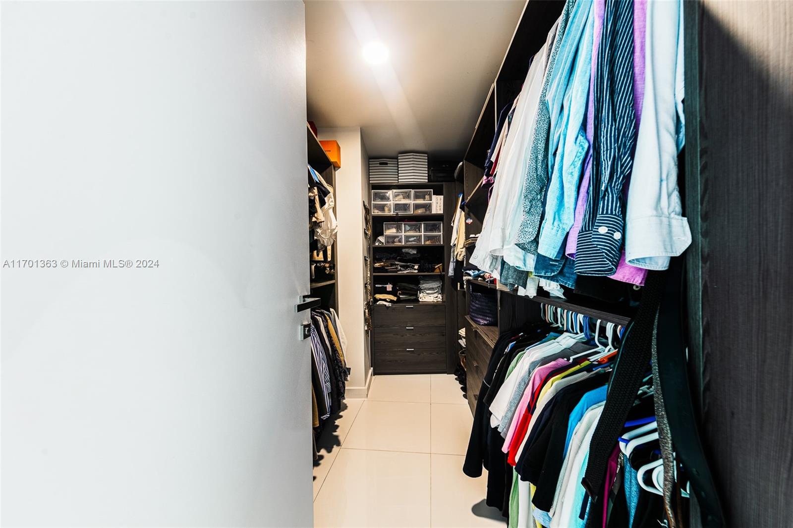 PARAMOUNT MIAMI WORLDCENT - Residential