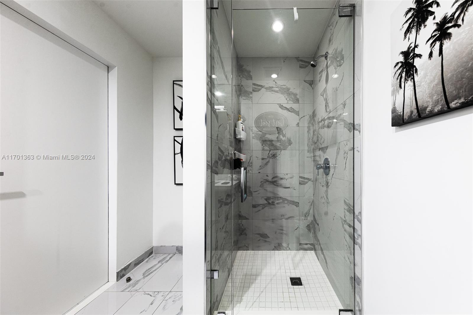 PARAMOUNT MIAMI WORLDCENT - Residential