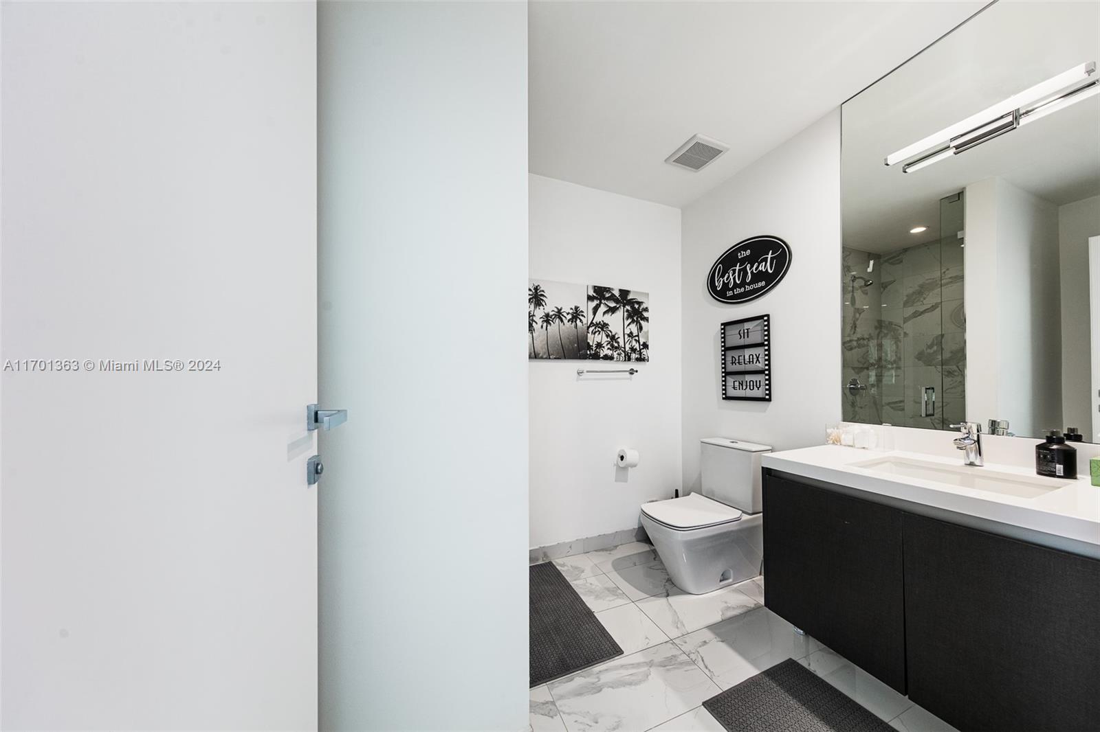 PARAMOUNT MIAMI WORLDCENT - Residential