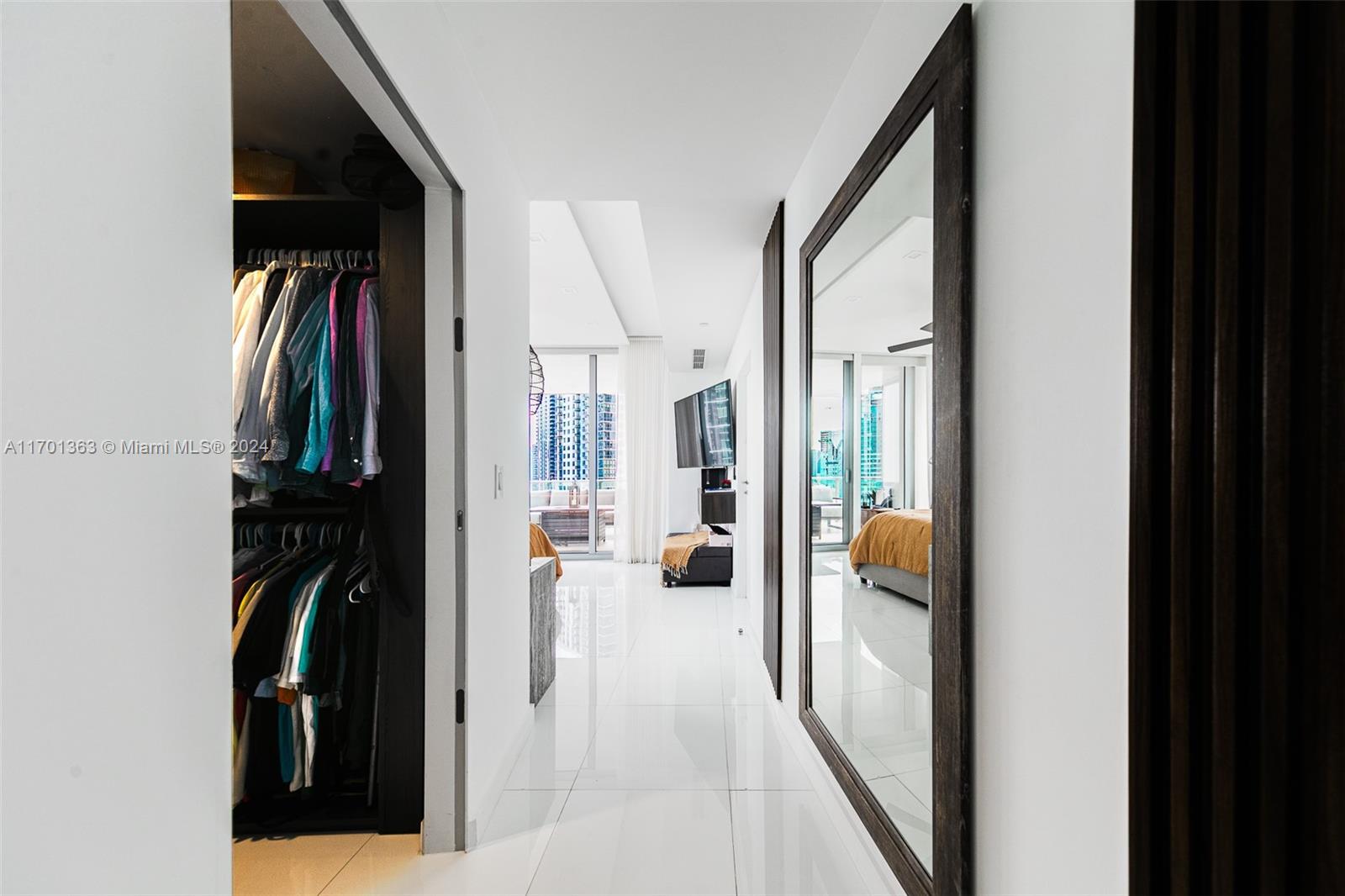 PARAMOUNT MIAMI WORLDCENT - Residential