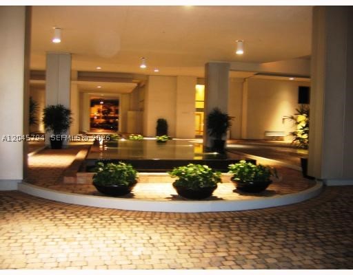 1060 BRICKELL CONDO - Residential Lease