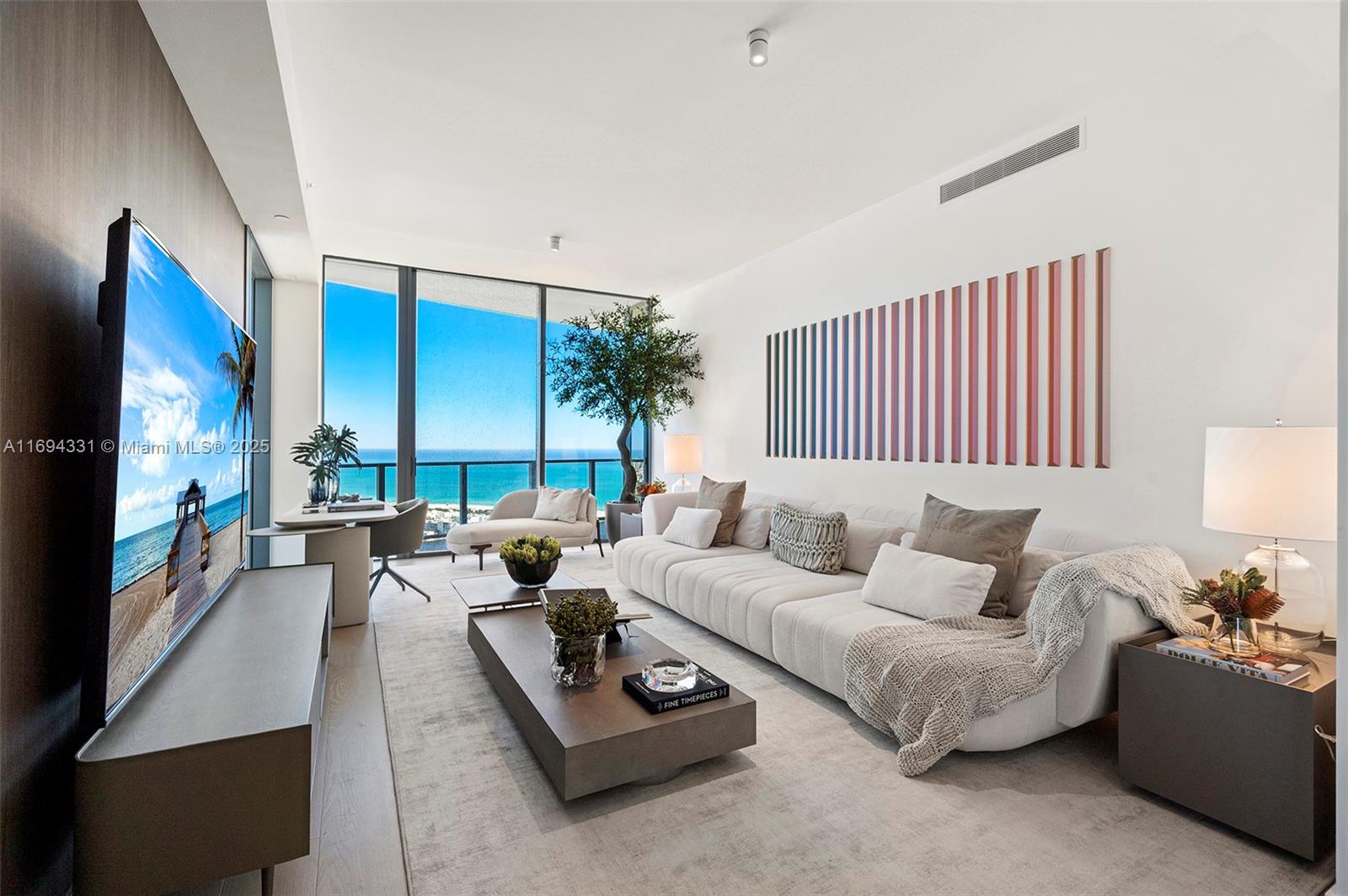FIVE PARK - Residential