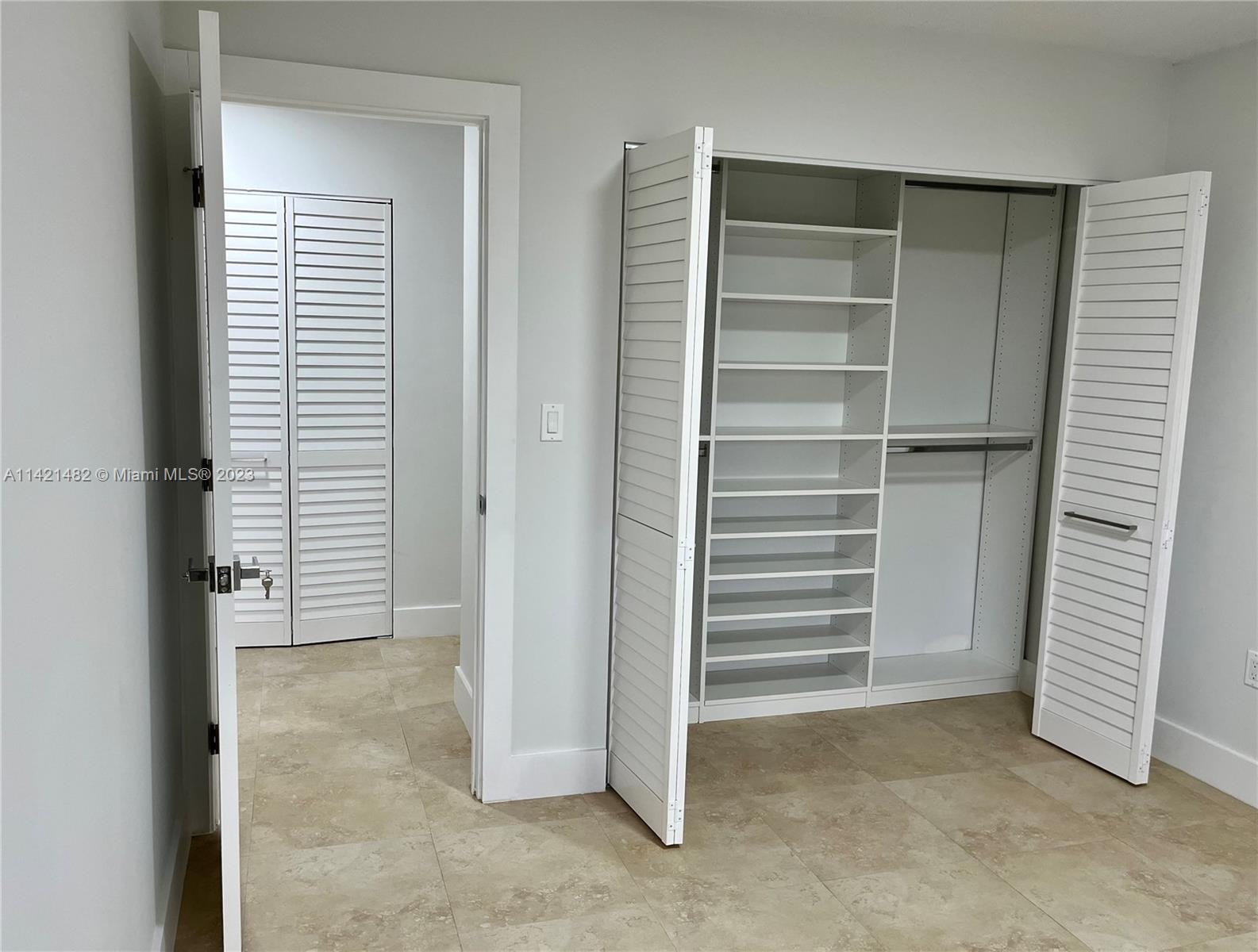 MENES SUB - Residential