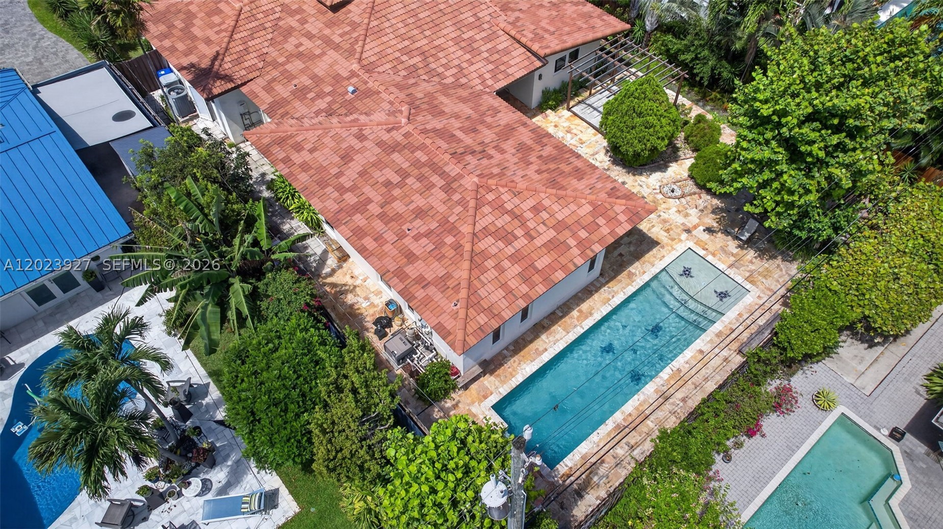 HILLSBORO SHORES SEC - Residential