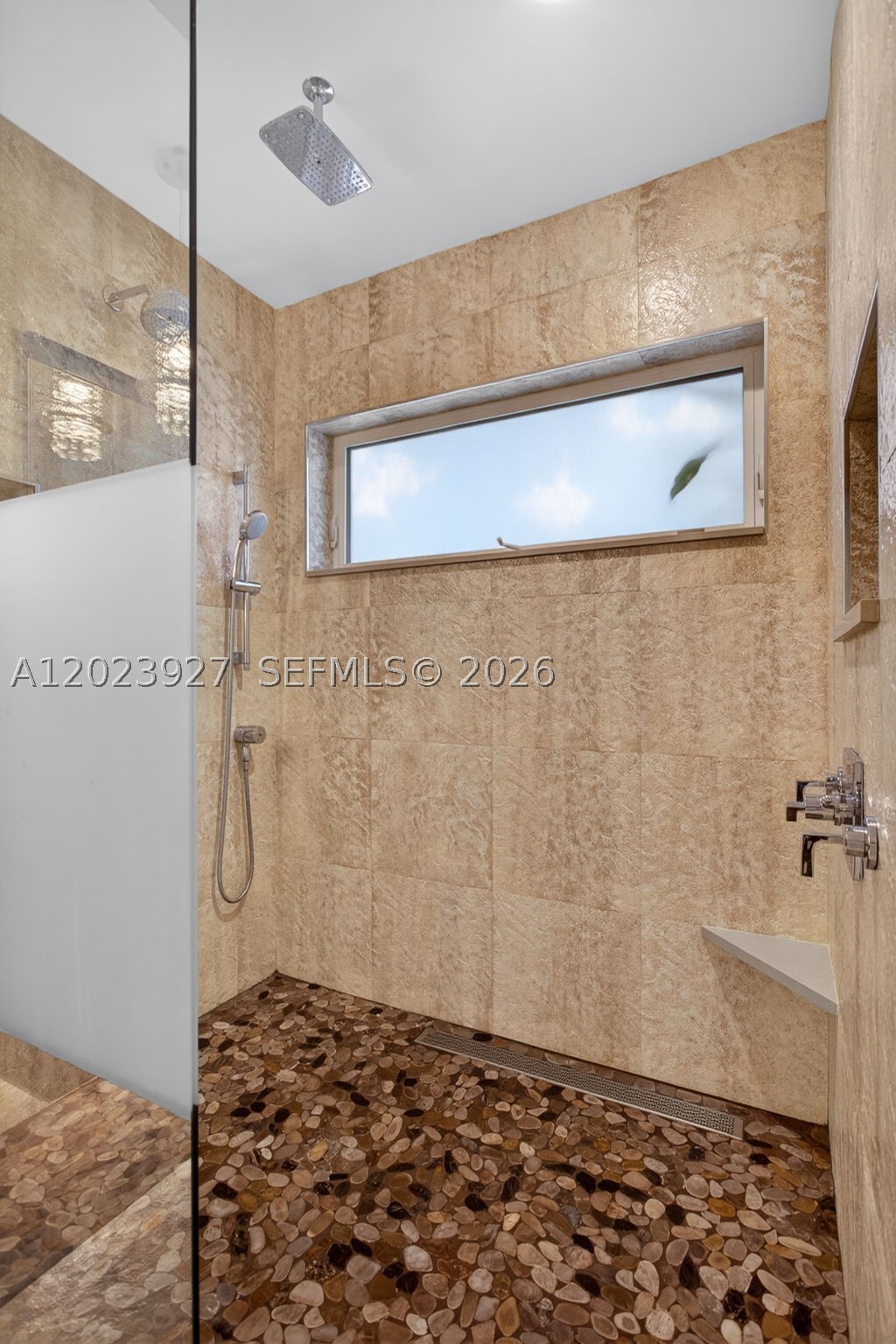 HILLSBORO SHORES SEC - Residential