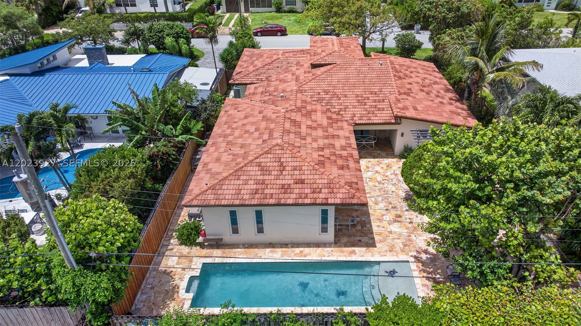 HILLSBORO SHORES SEC - Residential