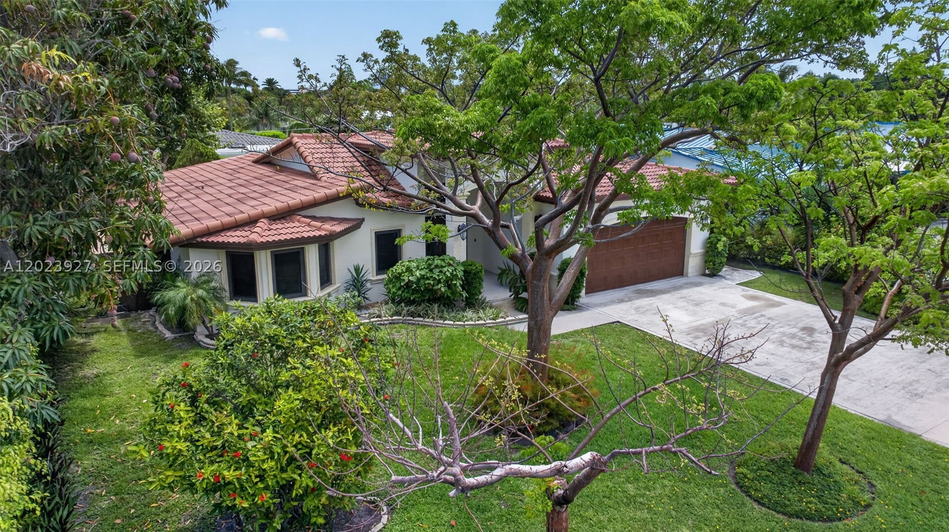 HILLSBORO SHORES SEC - Residential