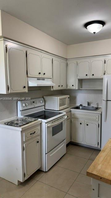COLONIAL HOUSE CONDO - Residential Lease