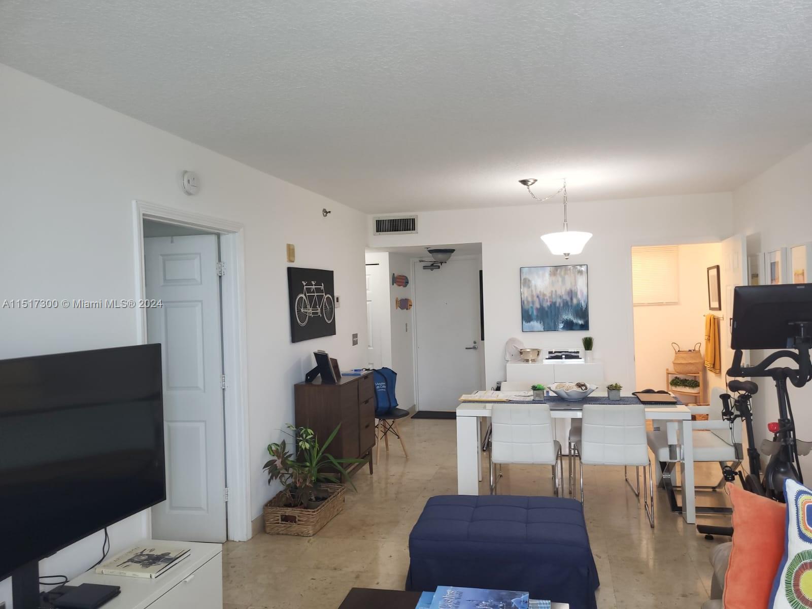 SURFSIDE PALMS CONDO - Residential Lease