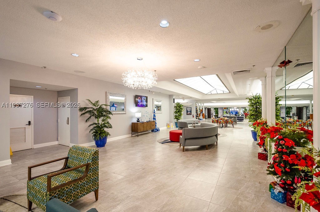 SUNRISE LAKES 201 CONDO - Residential