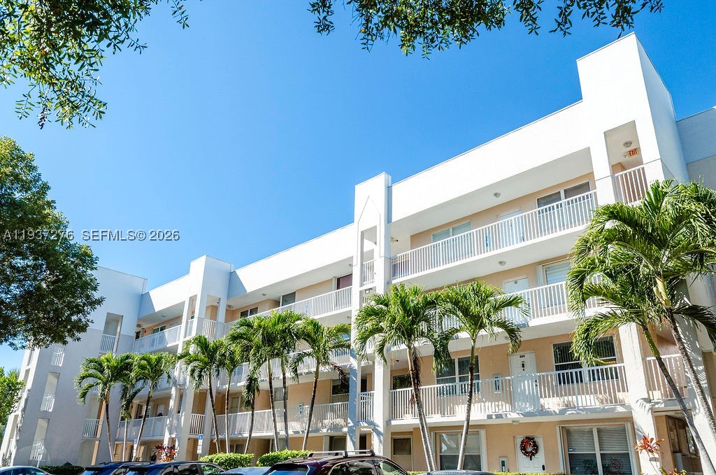 Resort-style 55+ (HOPA) living at its finest in highly sought-after Sunrise Lakes Phase 4—featuring the newest buildings in the community! Enjoy the South Florida lifestyle with a spectacular amenities: golf, pickleball, tennis, fitness center/gym, multiple pools, lakes, basketball, and a stunning 1,000-seat theater shows—plus so much more to keep your calendar full and your days active. This spacious 2-bedroom / 2-bathroom residence is filled with natural light and offers breathtaking panoramic views of the golf course, shimmering lakes, and tennis courts from several rooms—perfect for enjoying sunrise coffee or relaxing evenings with a view. The layout is impressively generous, with large rooms throughout, including a dedicated laundry room with a full-capacity washer and dryer for convenience. The kitchen is both functional and inviting, featuring stainless steel appliances and a charming breakfast area—ideal for casual dining, morning coffee, or hosting friends for brunch. A standout feature is the open pass-through window connection, creating an easy flow and interaction between the kitchen and the living/family areas. Additional highlights include IMPACT WINDOWS, providing peace of mind, energy efficiency, and quieter indoor living. Whether you’re looking for a seasonal retreat or a full-time residence, this penthouse condo delivers the perfect balance of space. Your beautiful home awaits—don’t miss this opportunity to live where every day feels like a vacation!