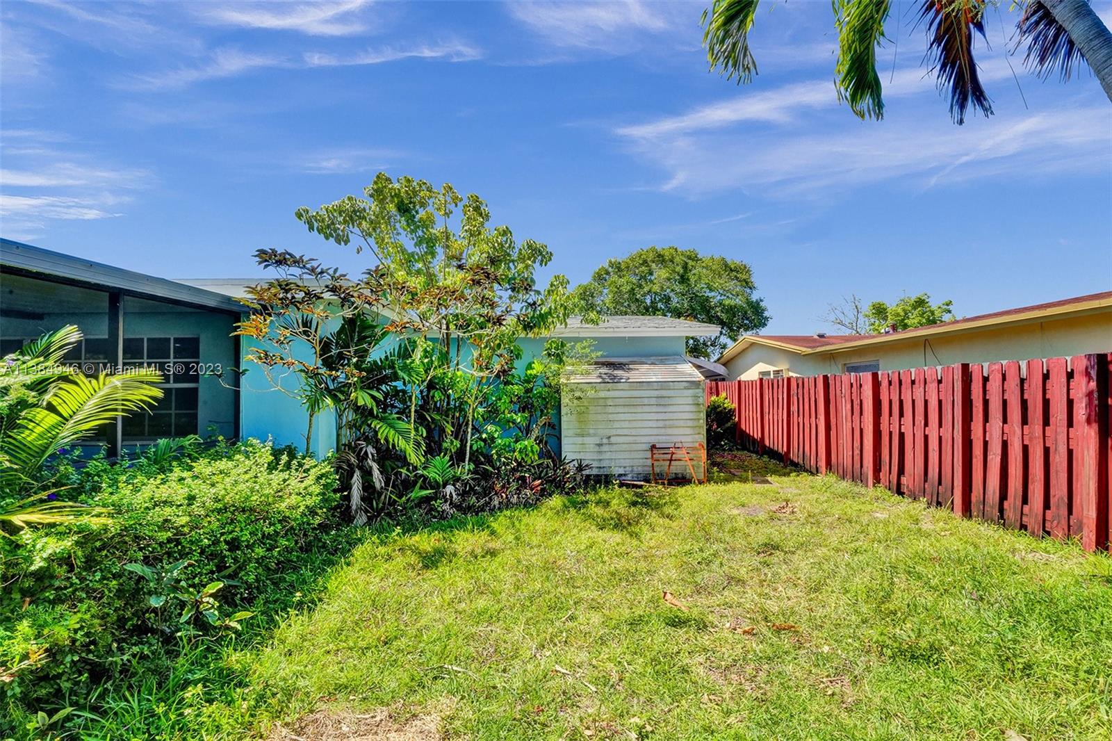 SUNRISE GOLF VILLAGE SEC - Residential
