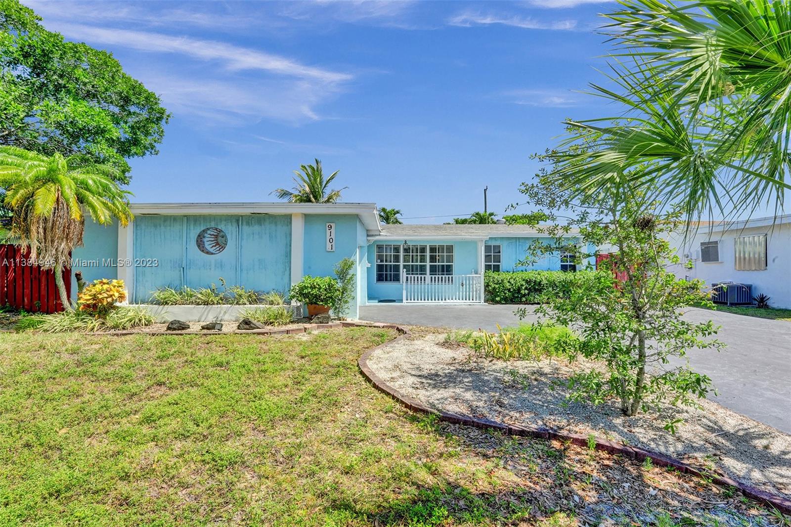 SUNRISE GOLF VILLAGE SEC - Residential