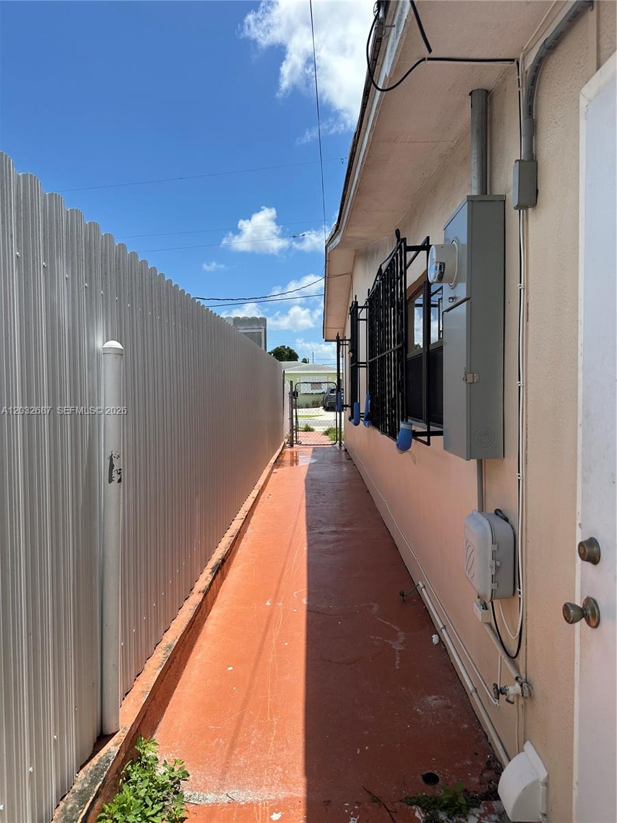 INGLESIDE PARK - Residential