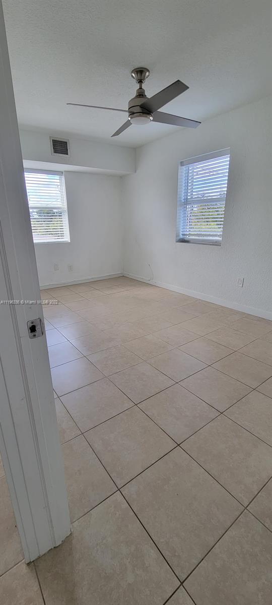 HOLLYWOOD BEACH HEIGHTS S - Residential Lease